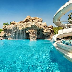Phukalini Luxury Pool Villa & Onsen